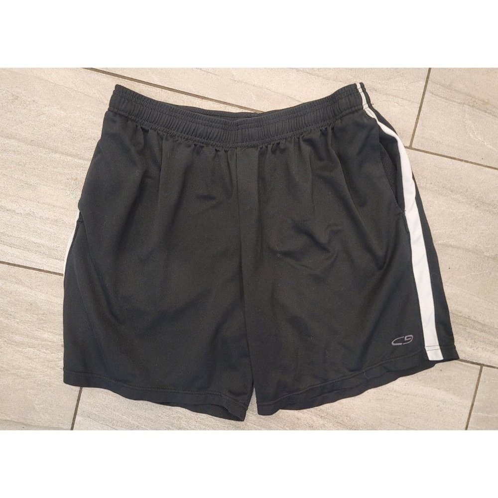 Men's‎ L Champion DuoDry Black & White athletic style shorts: elastic waistband